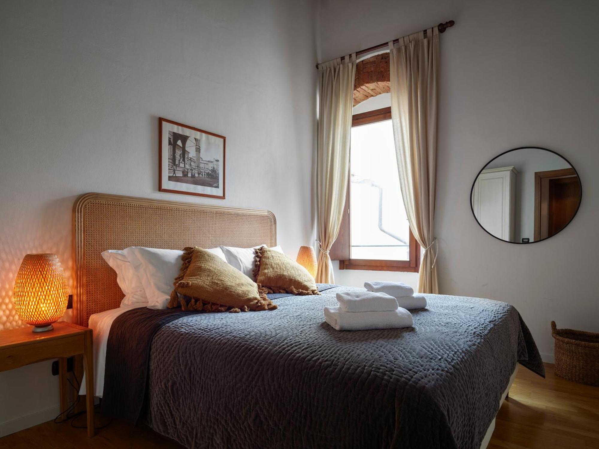 One Of A Kind Near The Duomo W/Balcony Palace Apt Florence Exterior photo